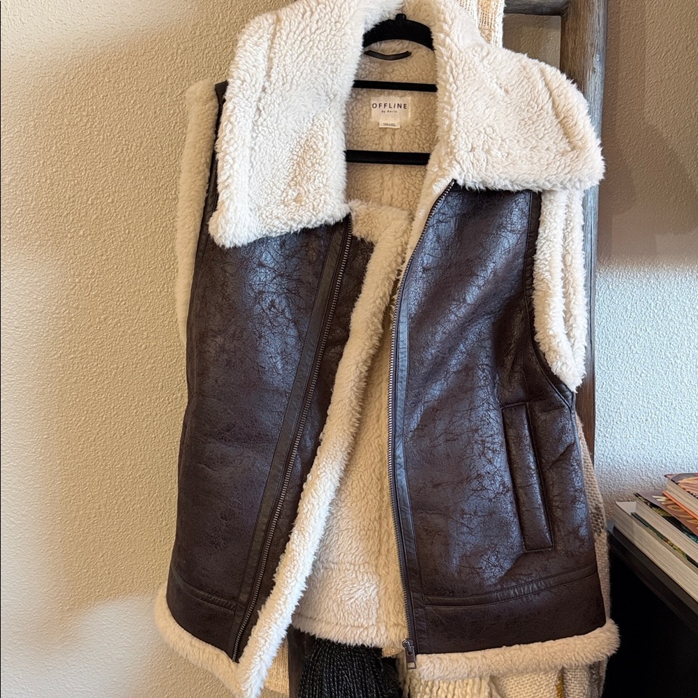 Offline Shearling-Lined Two-Tone Hooded Coat - Ch… - image 2